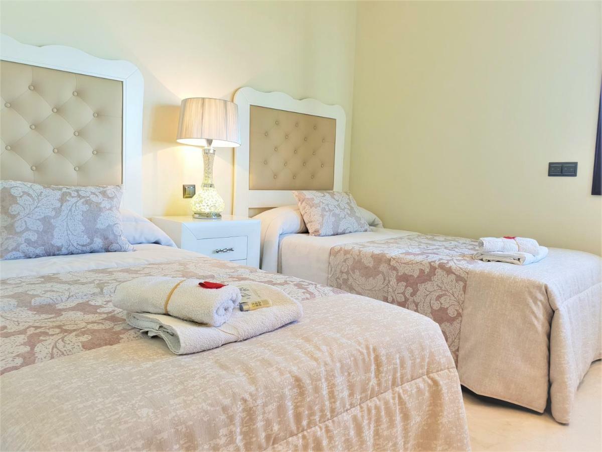 Luxury Apartment Frontal To The Sea In Estepona Doncella Beach Luaran gambar