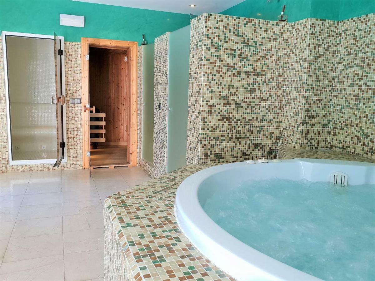 Luxury Apartment Frontal To The Sea In Estepona Doncella Beach Luaran gambar