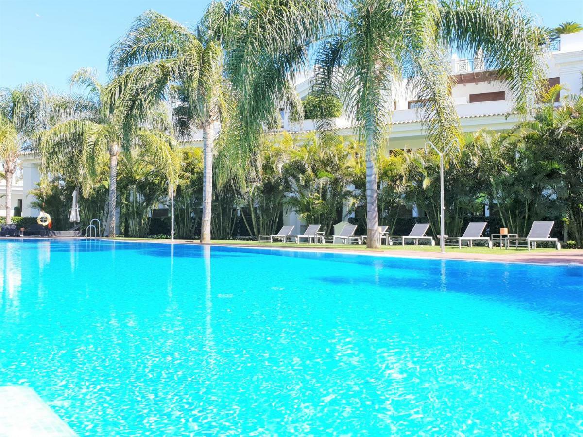 Luxury Apartment Frontal To The Sea In Estepona Doncella Beach Luaran gambar