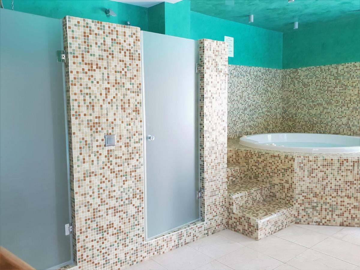 Luxury Apartment Frontal To The Sea In Estepona Doncella Beach Luaran gambar