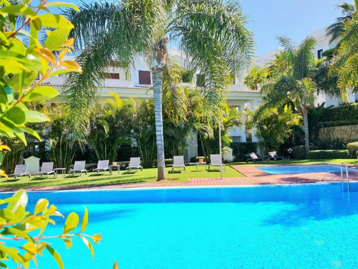 Luxury Apartment Frontal To The Sea In Estepona Doncella Beach Luaran gambar